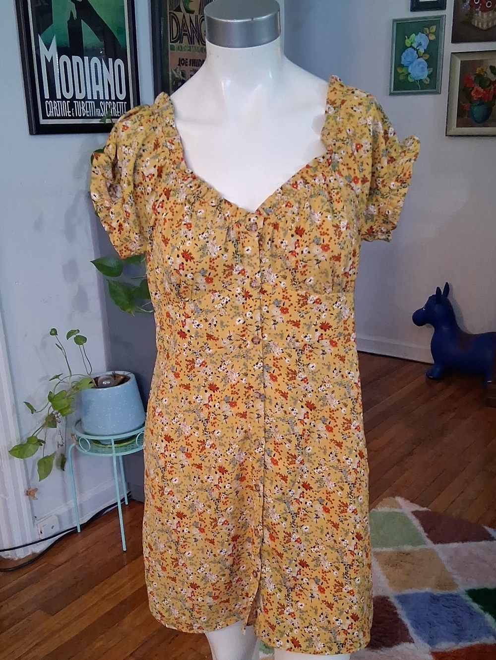 Sky and Sparrow Yellow Floral Button-Front Midi Dress